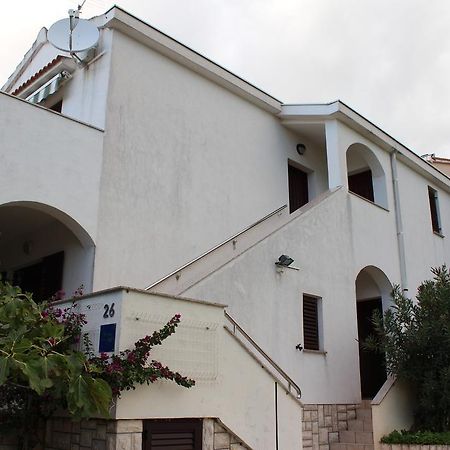 Apartments Marszalek Novalja Exterior photo